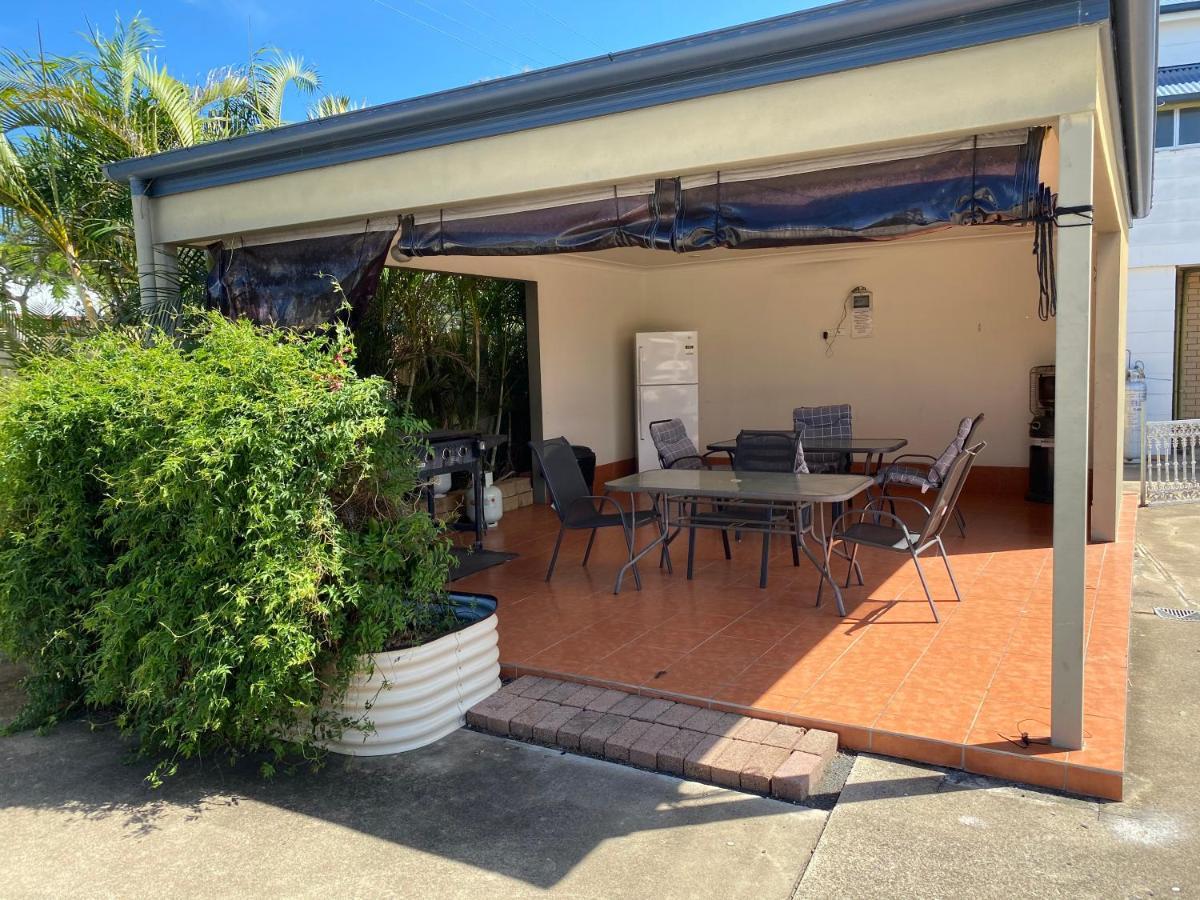Hervey Bay Motel Esterno foto